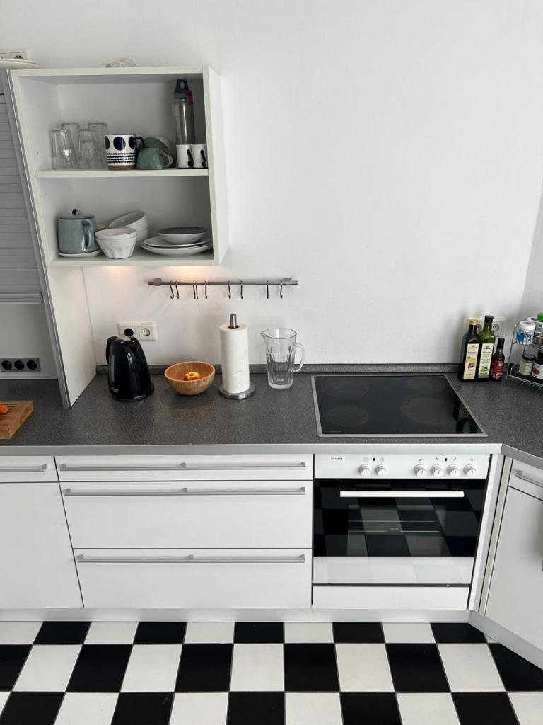 Privatunterkunft Schoenes In Charlottenburg *