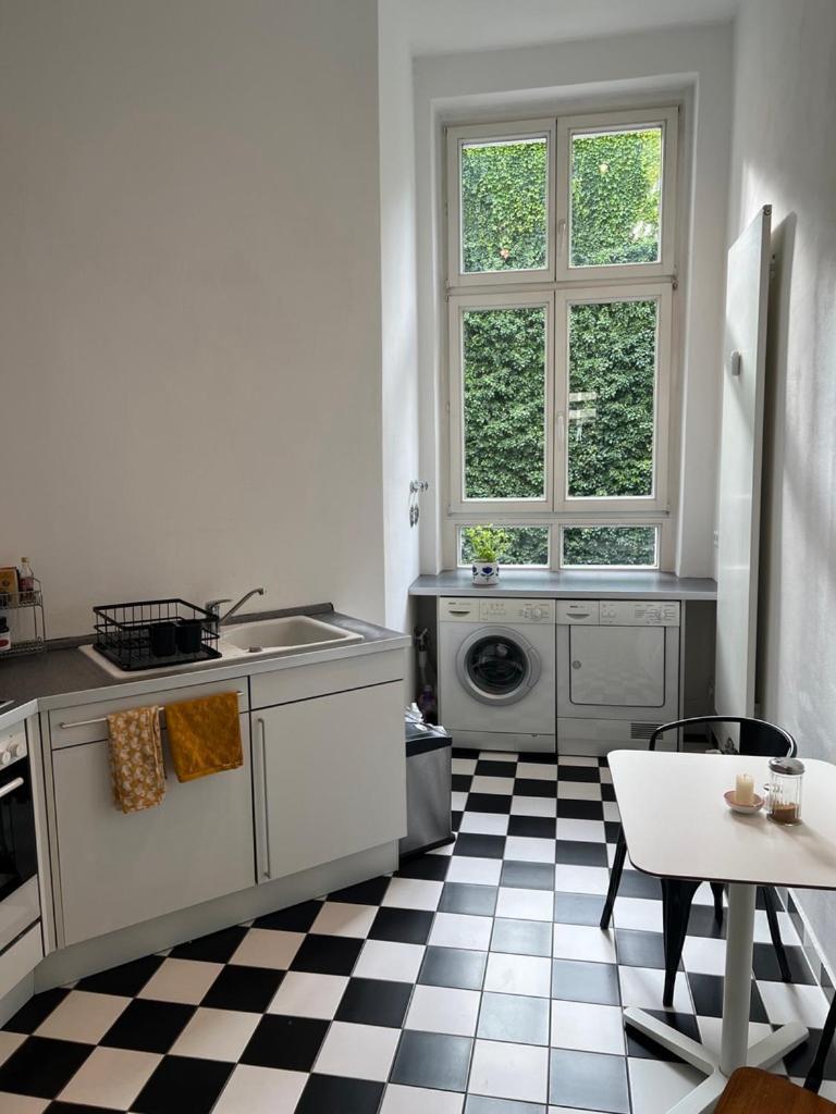 Privatunterkunft Schoenes In Charlottenburg Berlin