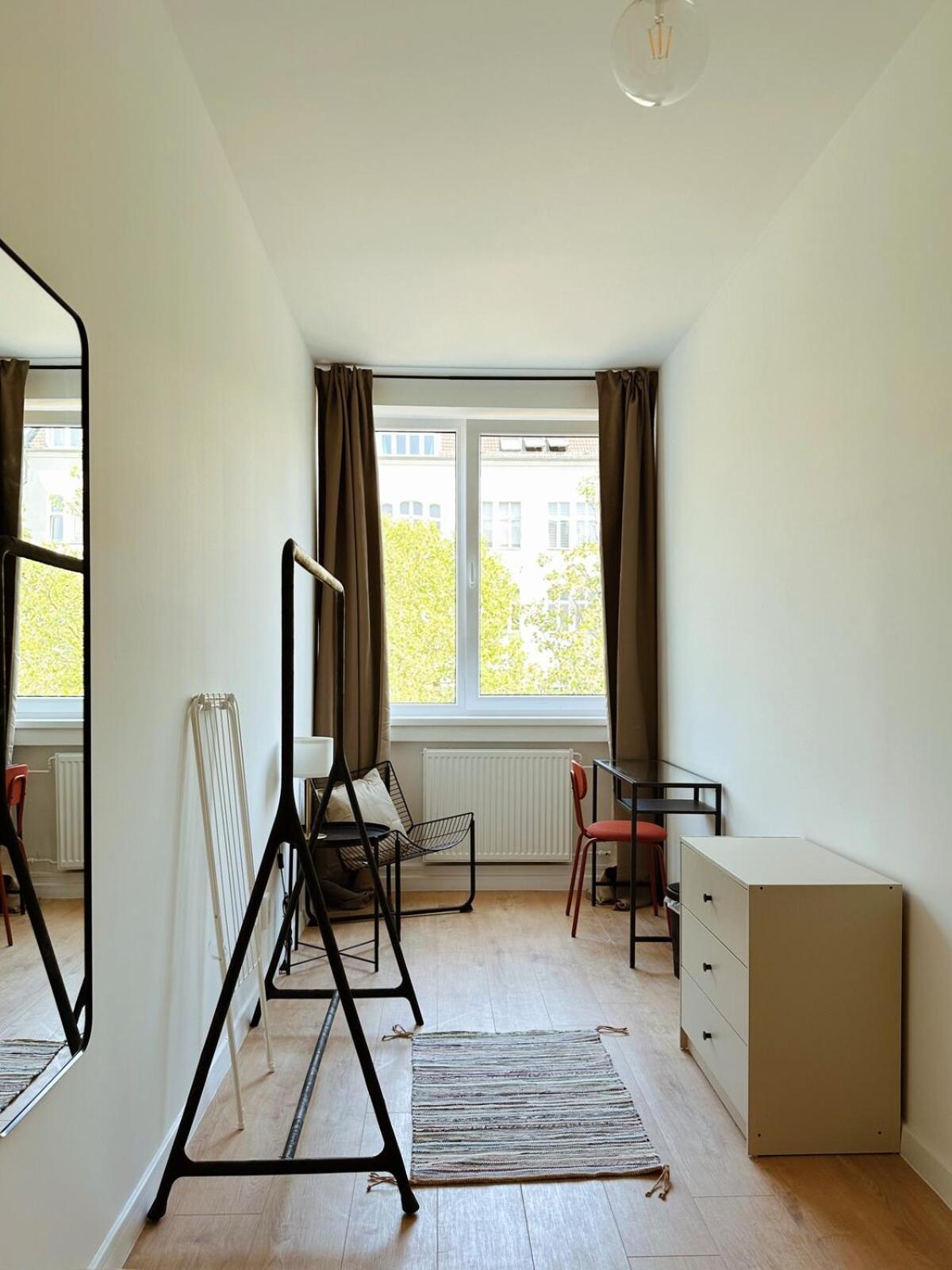 Helles Elegantes Zimmer In Berlin-schoeneberg 5 Lejlighed