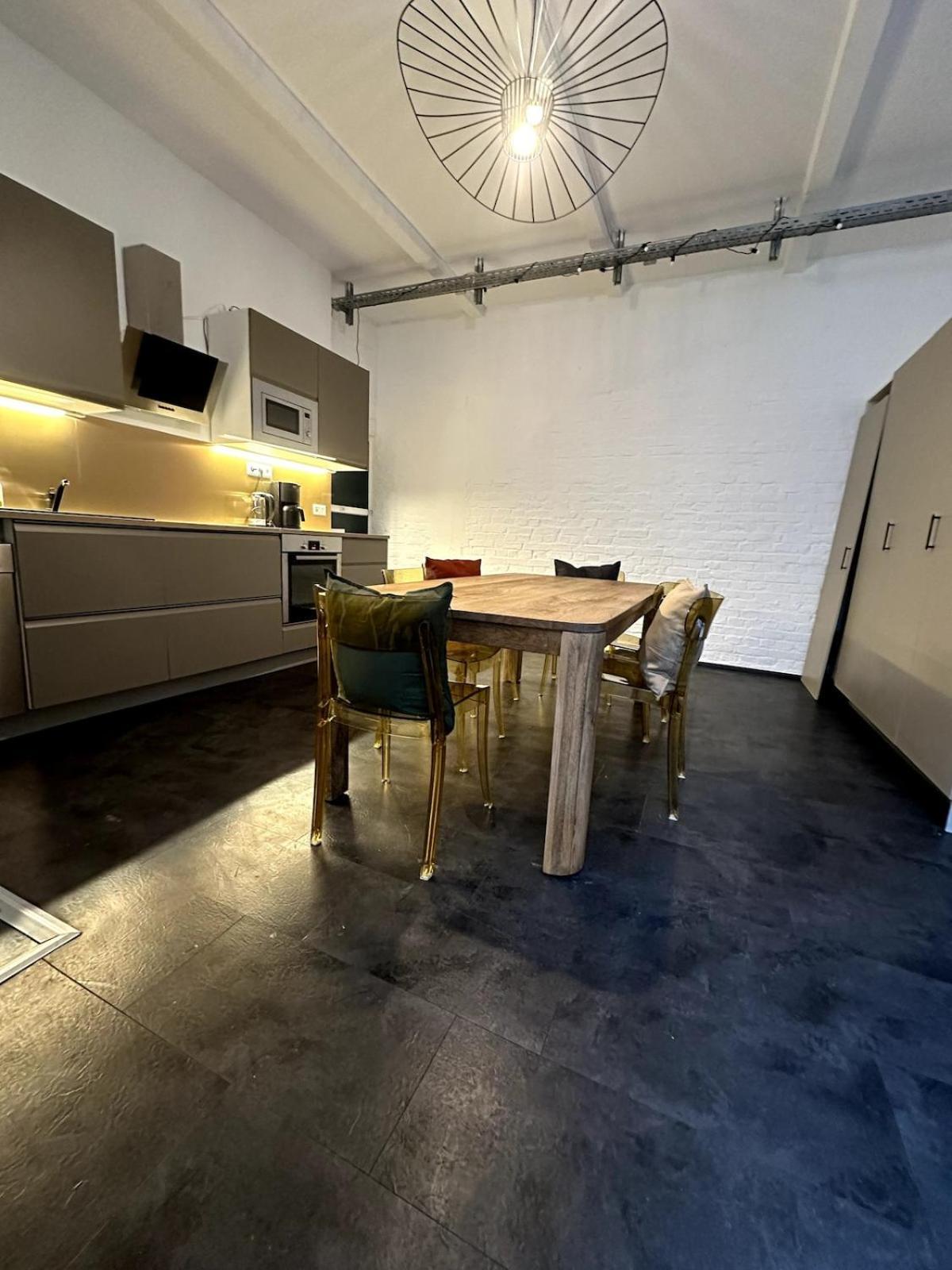 Apartment Cozy Rosy In Vibrant Area 4 Berlin