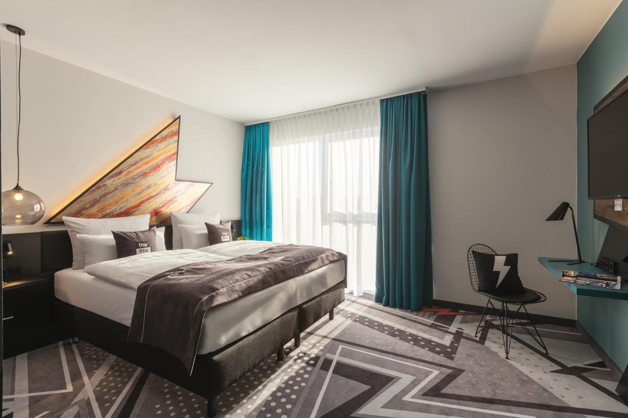- The Niu, Flash Charlottenburg By Ihg Hotell