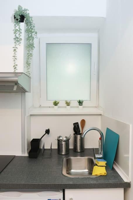Zentral Gemuetliches Design Studio Berlin