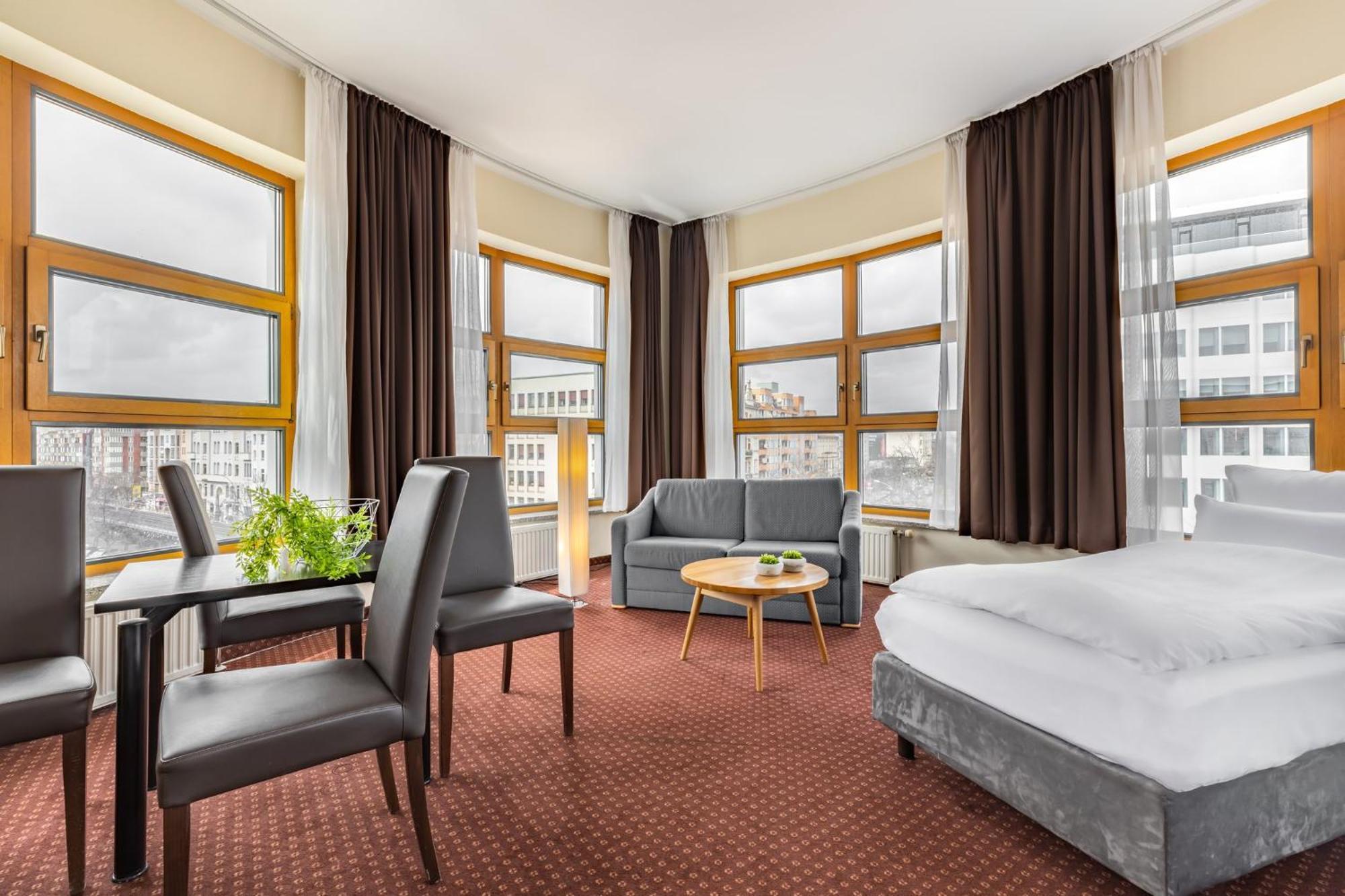 Garner - Schoeneberg By Ihg 3*
