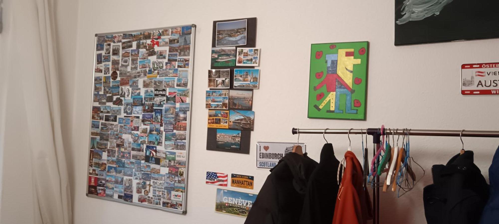 Sharing Bedroom With Host Near Alexanderplatz Vandrarhem *