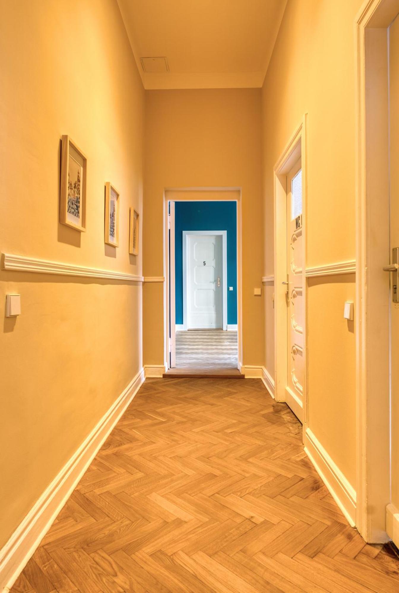 Séjour chez l'habitant Jomi Stays, Brandenburgische Strasse 16 - Wohnen Beim Kurfuerstendamm *
