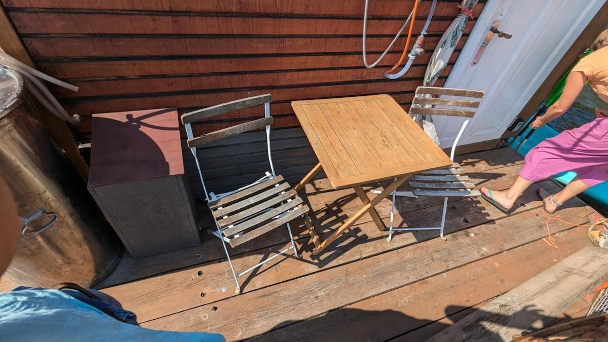 Bateau-hôtel Floating