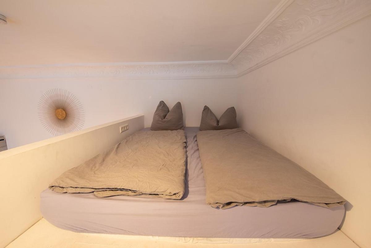 Urban In Friedrichshain-kreuzberg Apartment Berlin