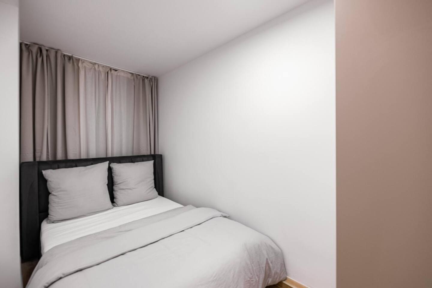 Spacious Apartments In Mitte- Feel The Citycenter