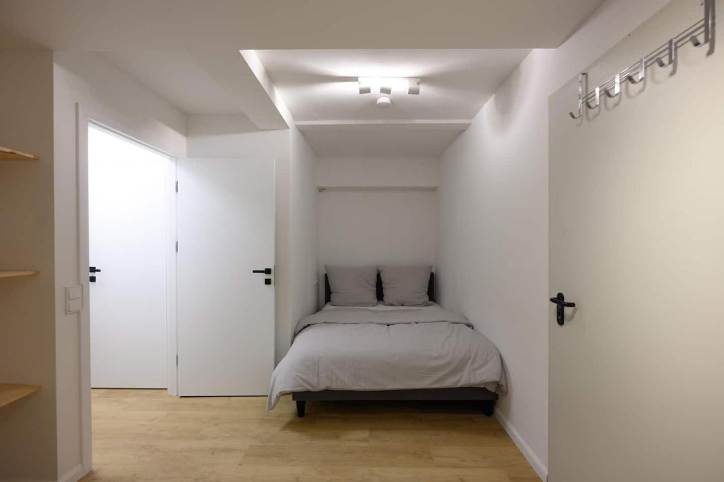 Spacious Apartments In Mitte- Feel The Citycenter Apartment *
