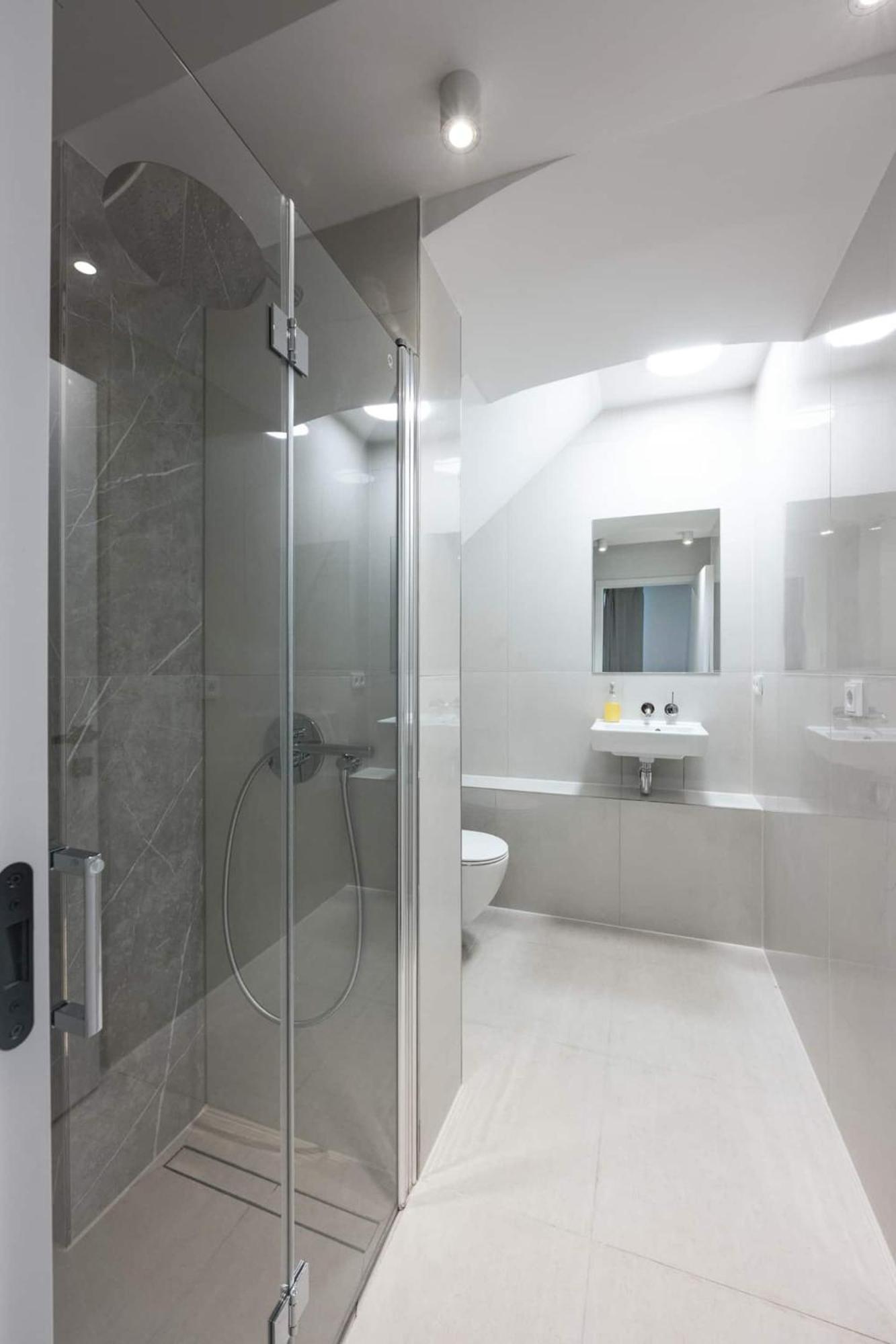 Spacious Apartments In Mitte- Feel The Citycenter *
