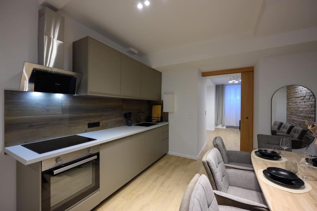 Huge Designer In Mitte 120 Sqm Appartement Berlin
