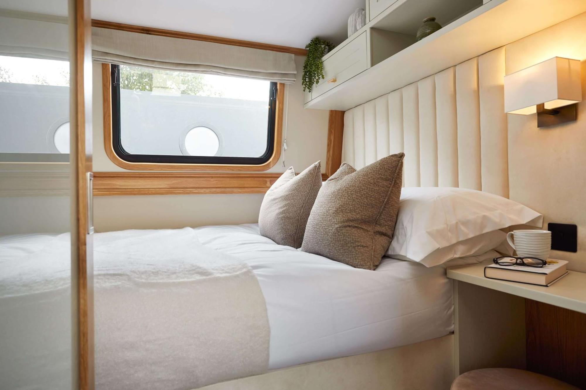 Moonrooms - Luxus Wohnschiff Semesterbostad *
