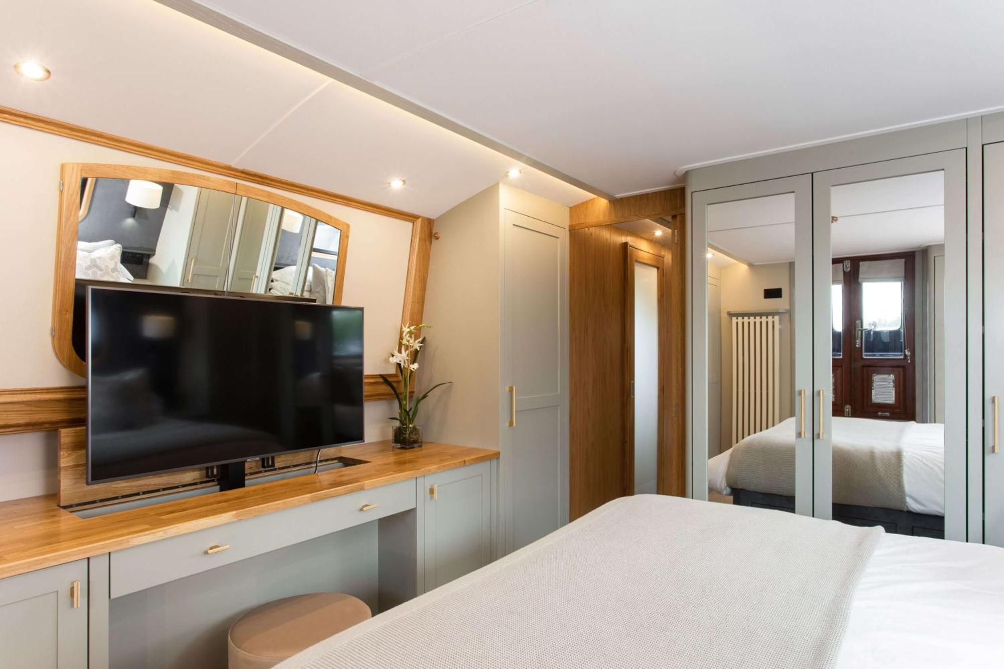 Moonrooms - Luxus Wohnschiff