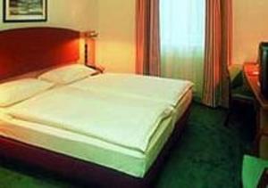 Intercityhotel Ostbahnhof Hotell 3*