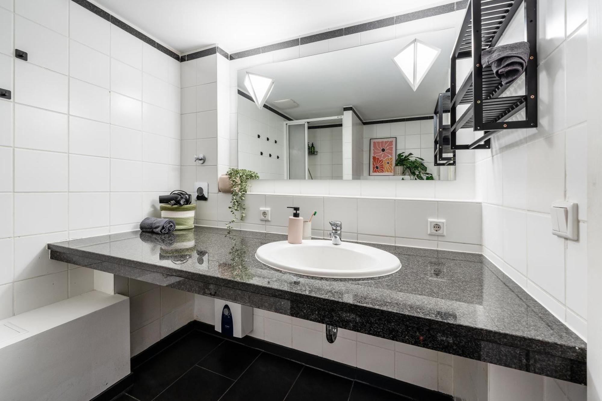 Lägenhet Urban Loft - 180 Skyline Balkon - 4sz - Hbf *
