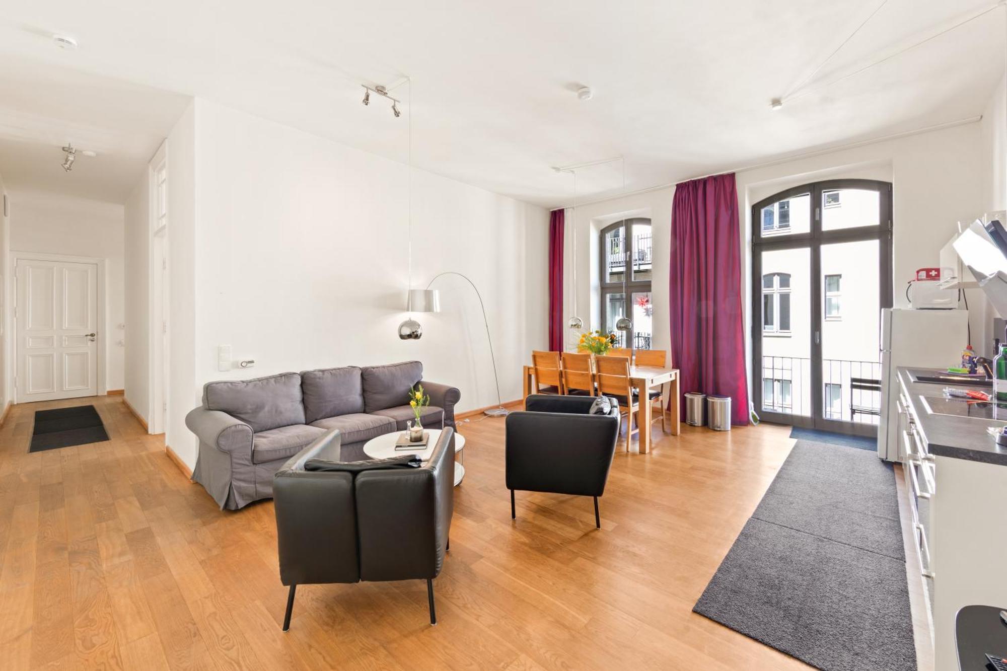 Aptd Downtown Monument4rent Near Checkpoint Charlie Lägenhet *