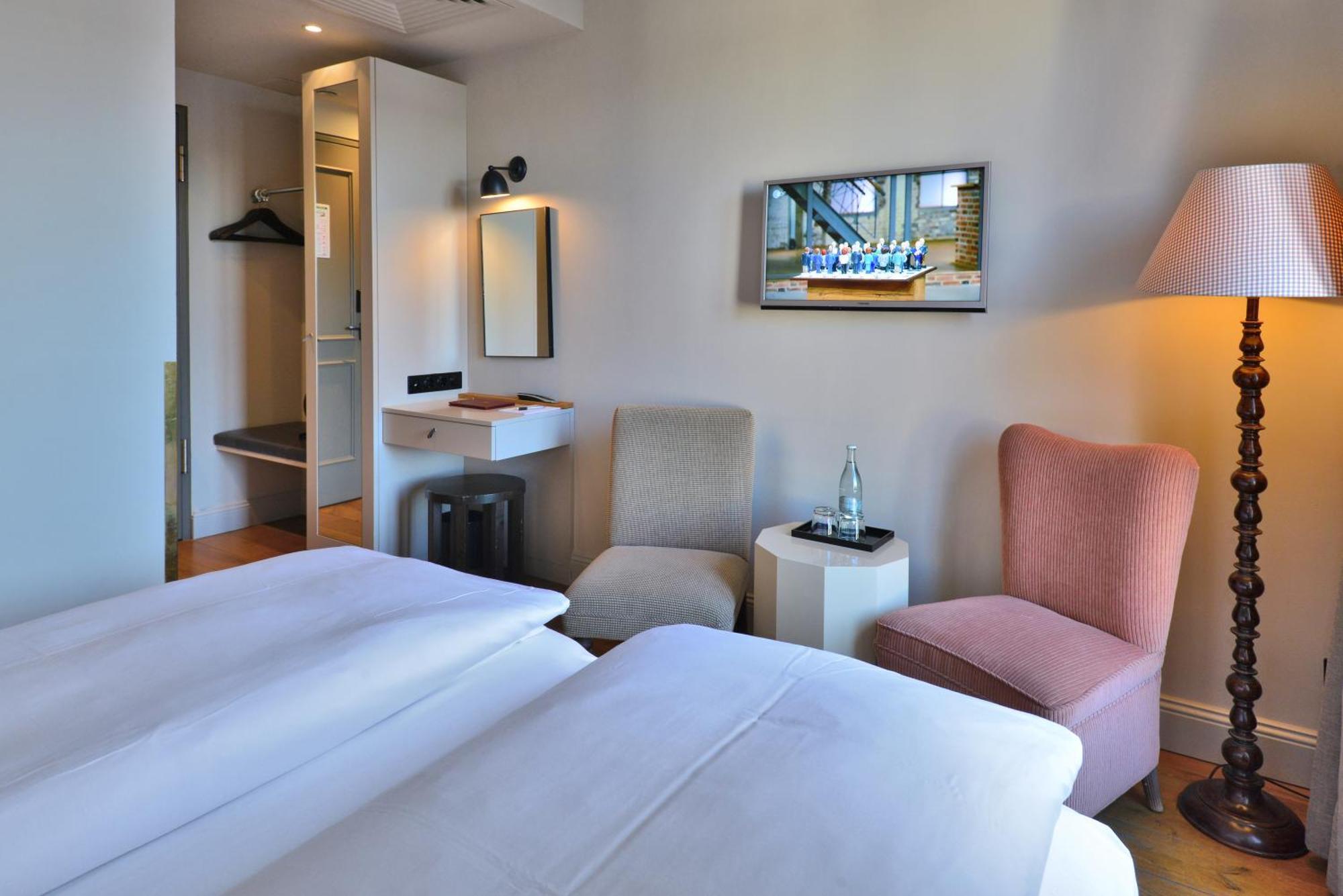 Monbijou Hotel