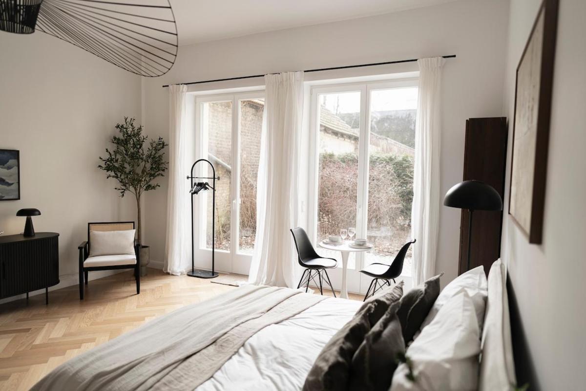 Design With Garden Apartment