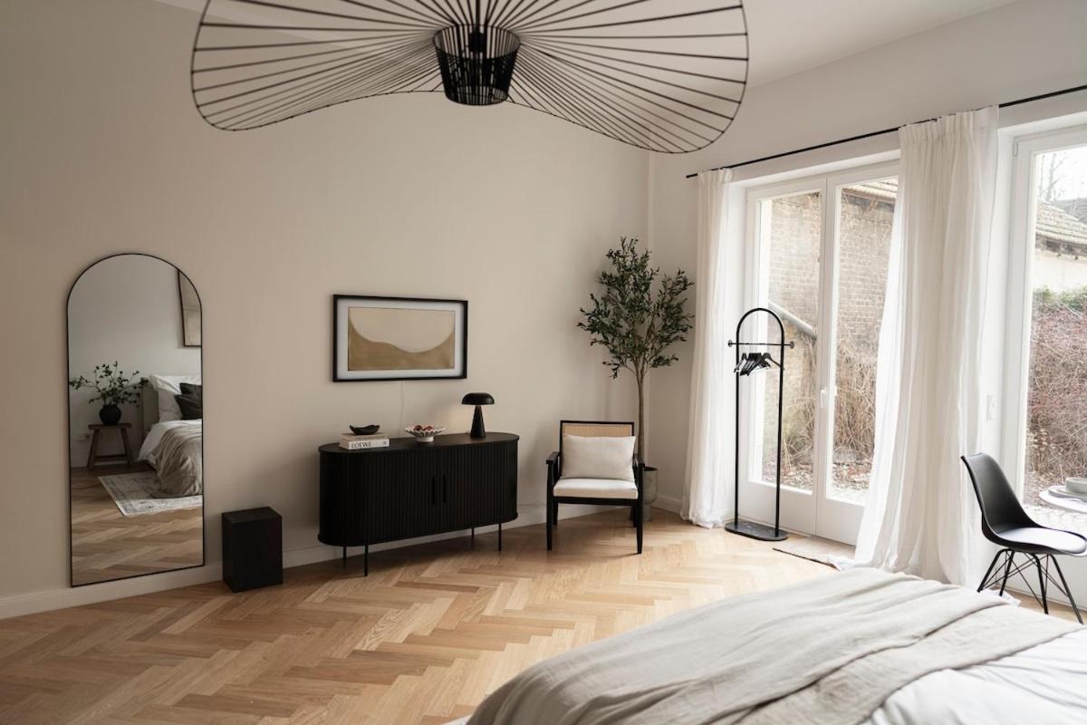 Design With Garden Apartment