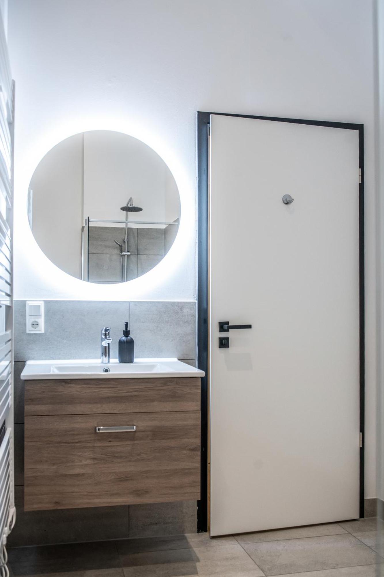 Oran 7 Apartment *
