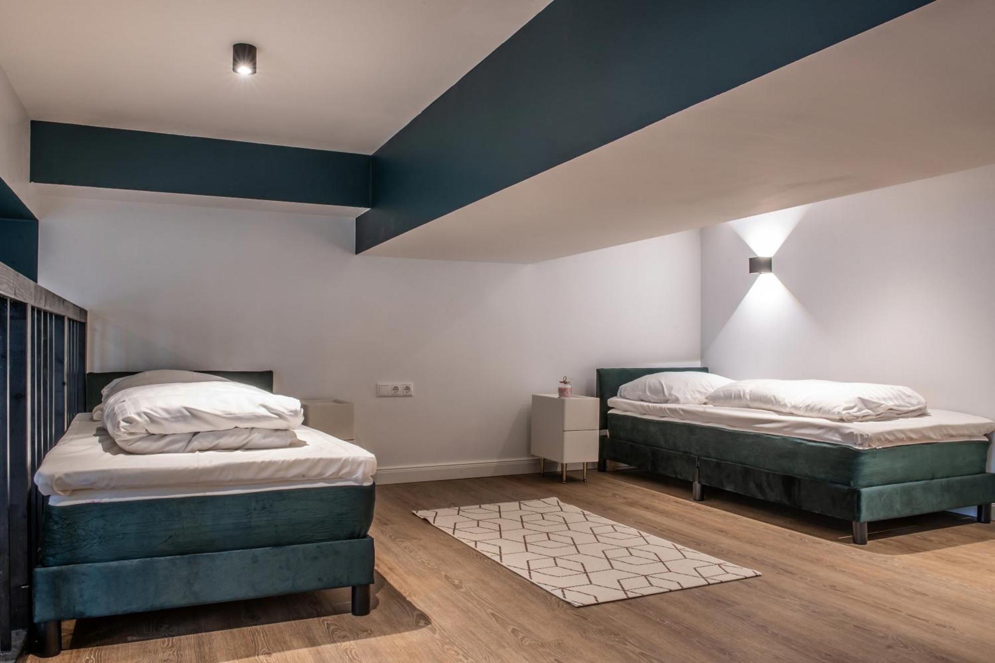 Oran 6 * Berlin