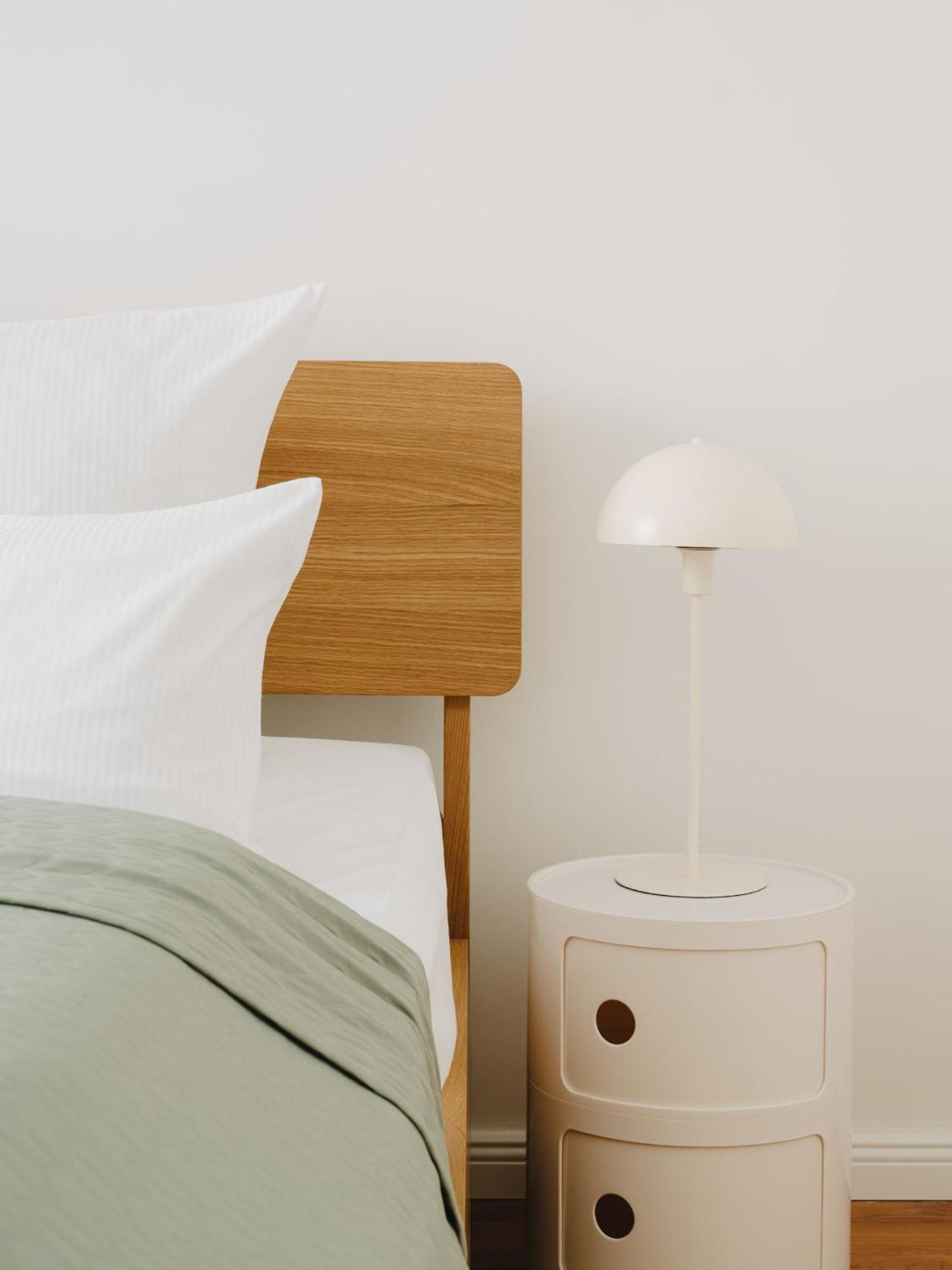Nook X Salon - Gallery-apartment In Friedrichshain Apartment