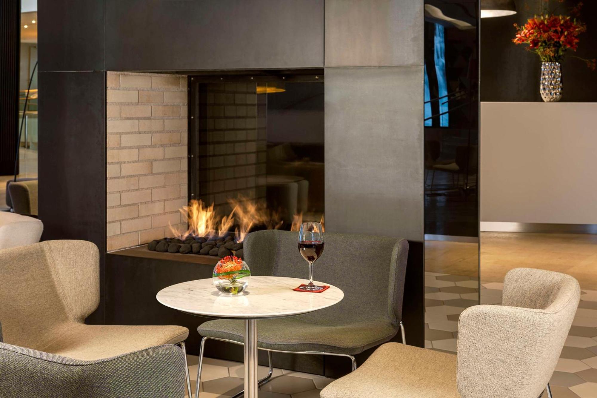 Nh Collection Mitte Friedrichstrasse Hotell Berlin