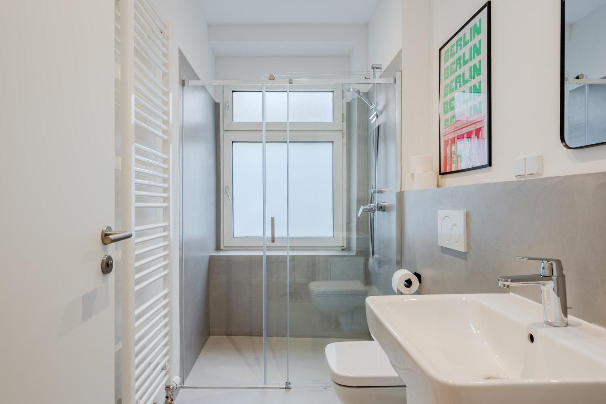 Creative Comfort - Self Check-in Apartment *