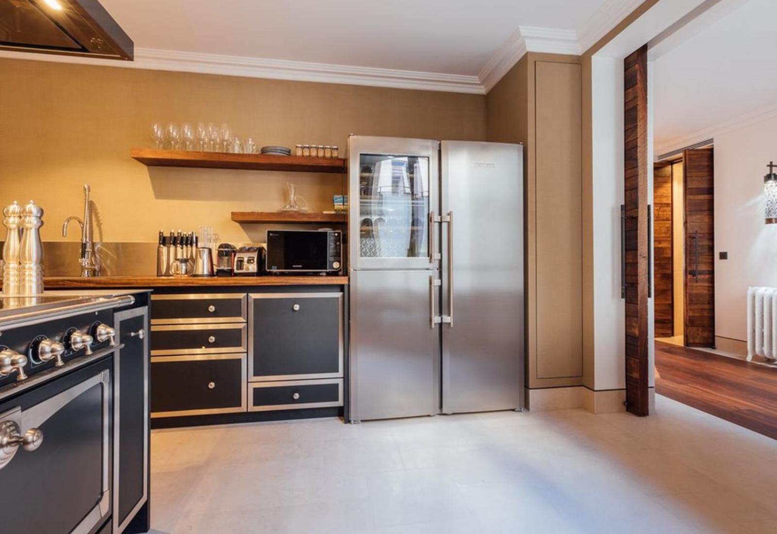 Bright & Modern 4-bedroom In The Heart Of Apartment Berlin