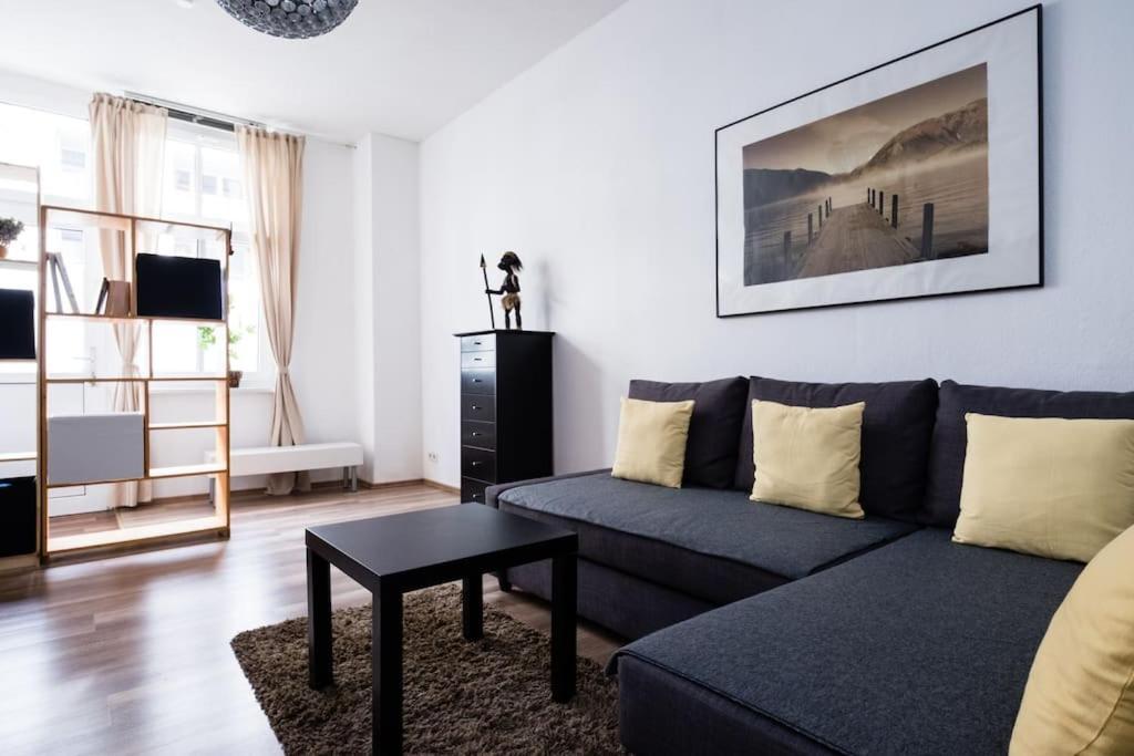 Comfortable 2-room For Rest & Work P-berg Apartment Berlin