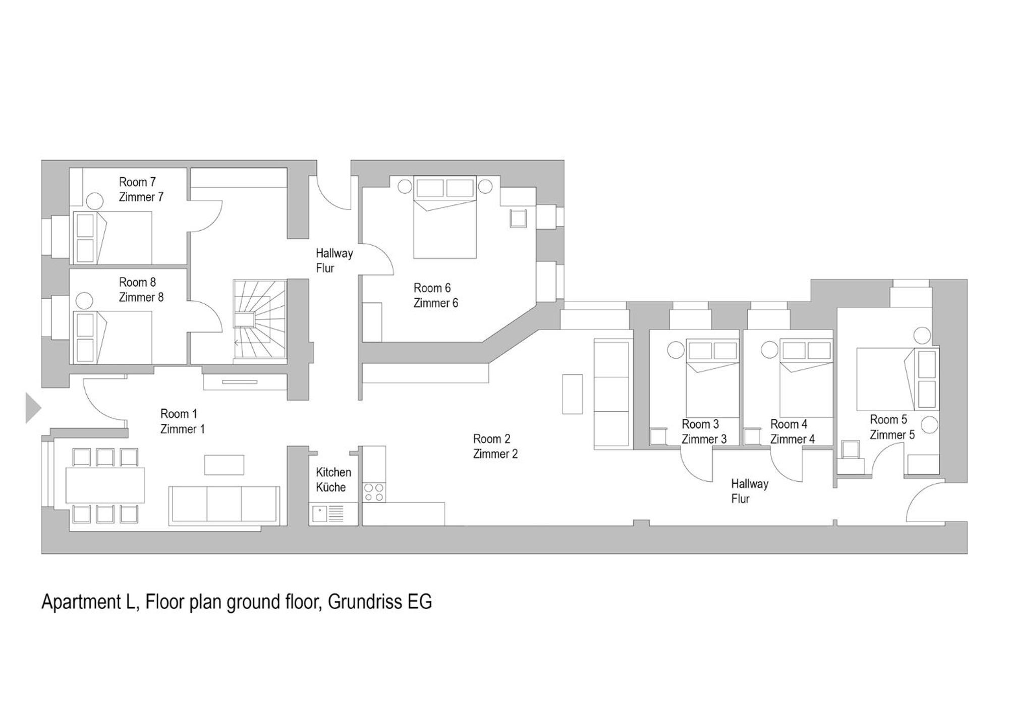 33 L With 8 & 3 Bathrooms * Berlin