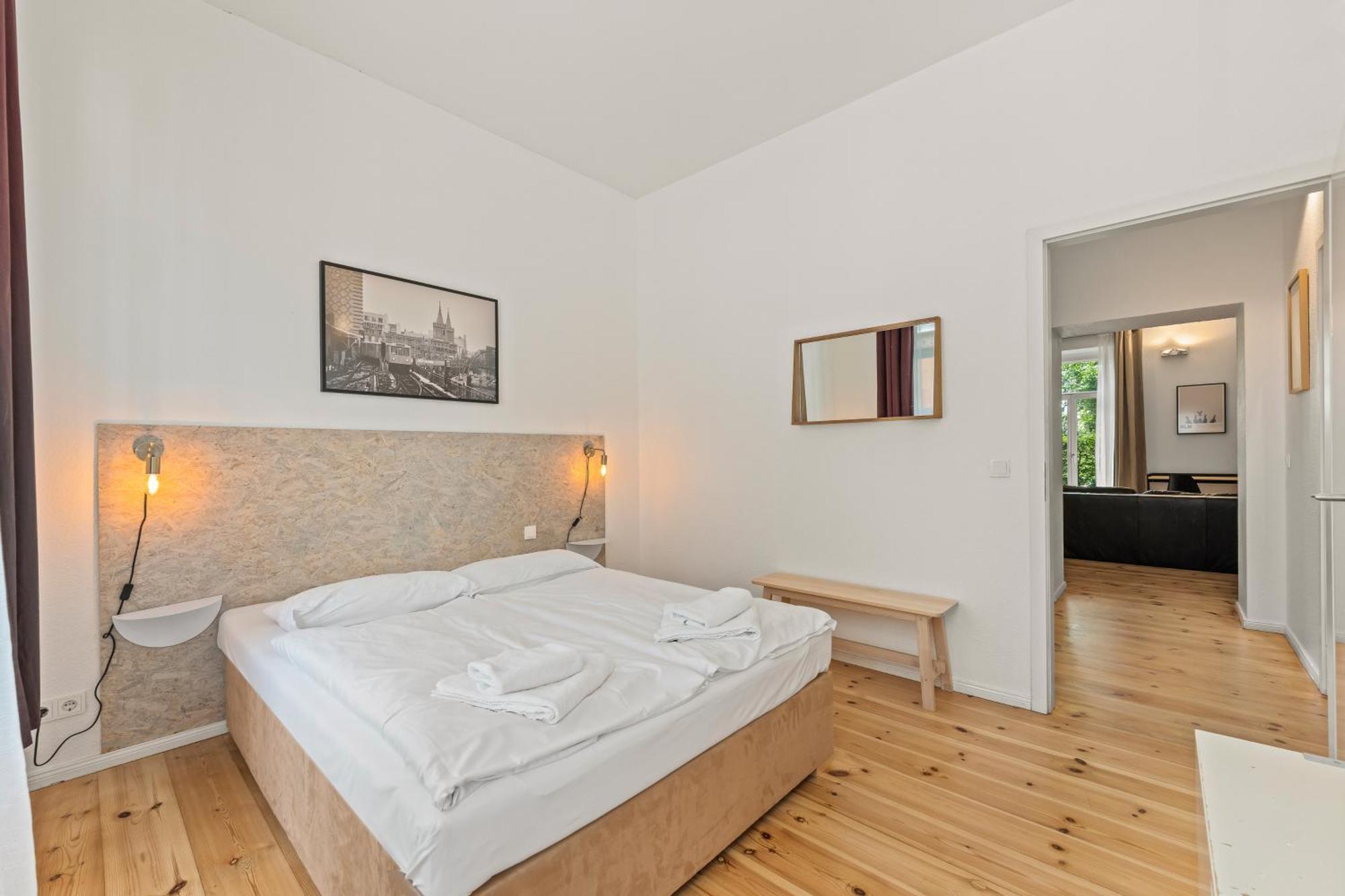 Lägenhet Mooeve Friedrichs Big With Terrace Berlin