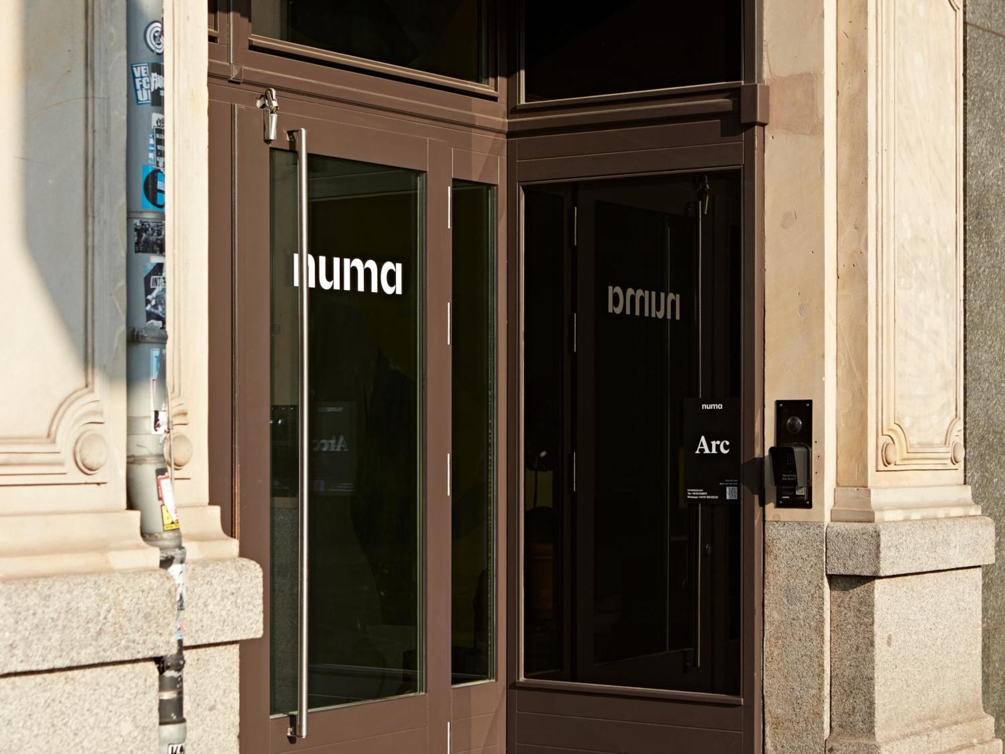 Aparthotel Numa Arc 4*