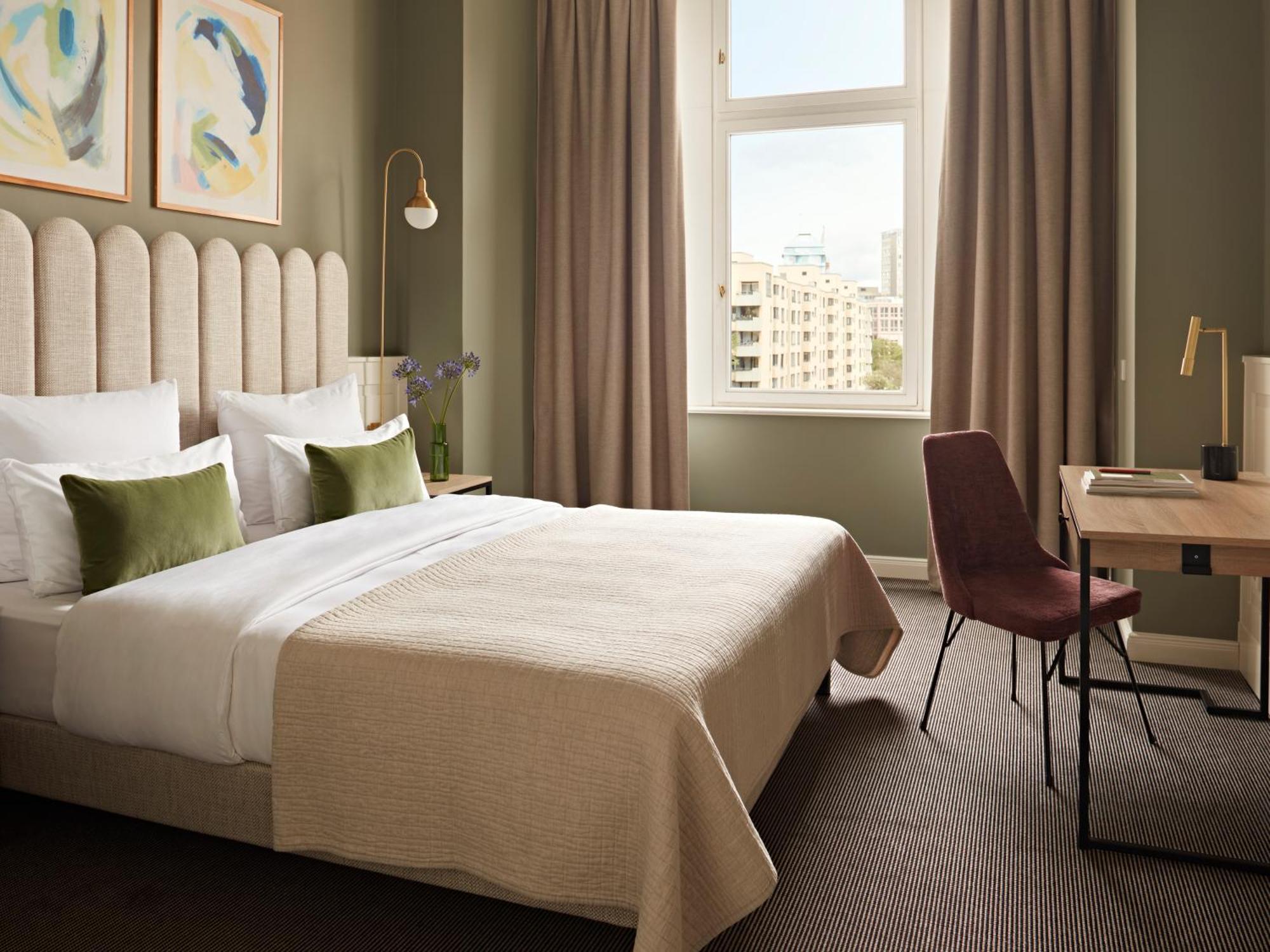 Numa Arc Aparthotel