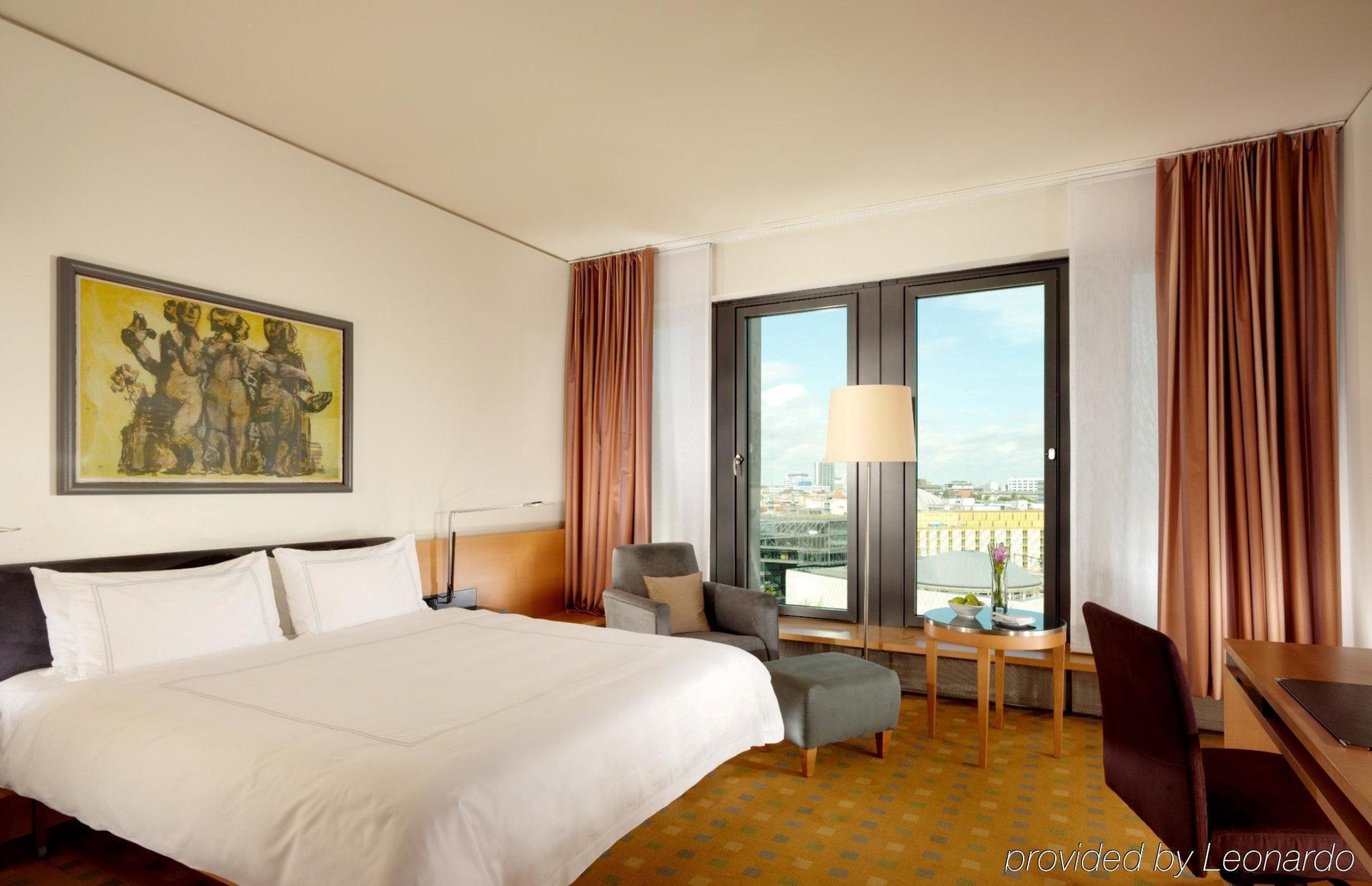 Swissotel Kurfuerstendamm 5*