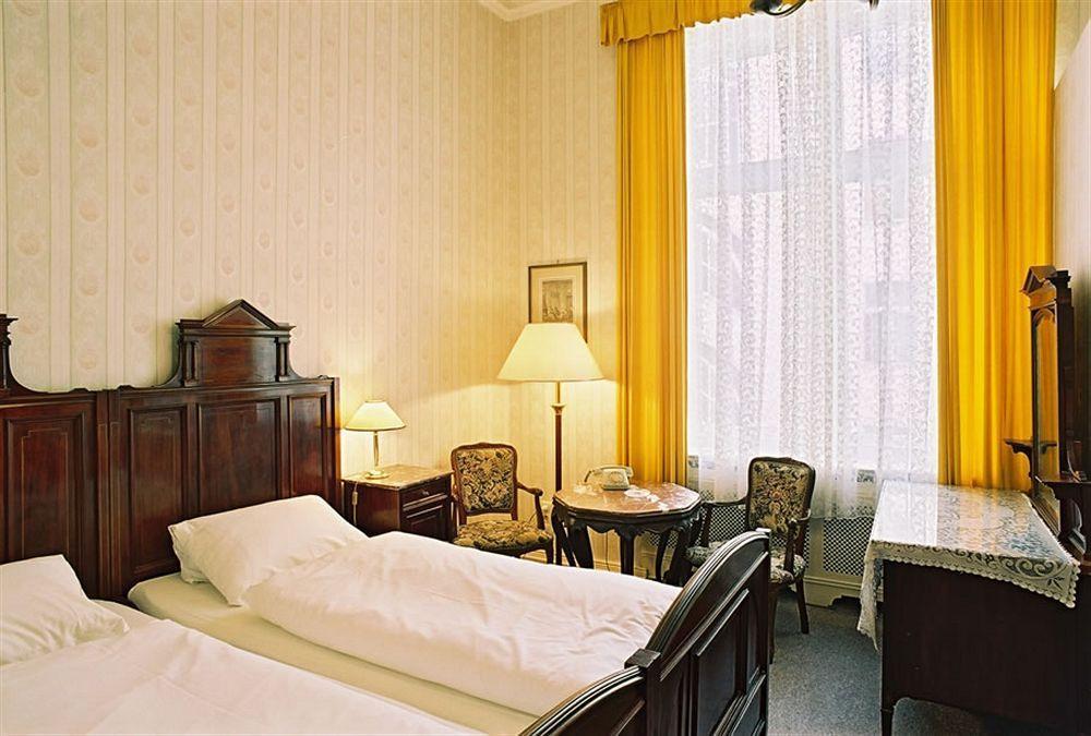 Hotel-pension Funk Am Kurfuerstendamm Hotell