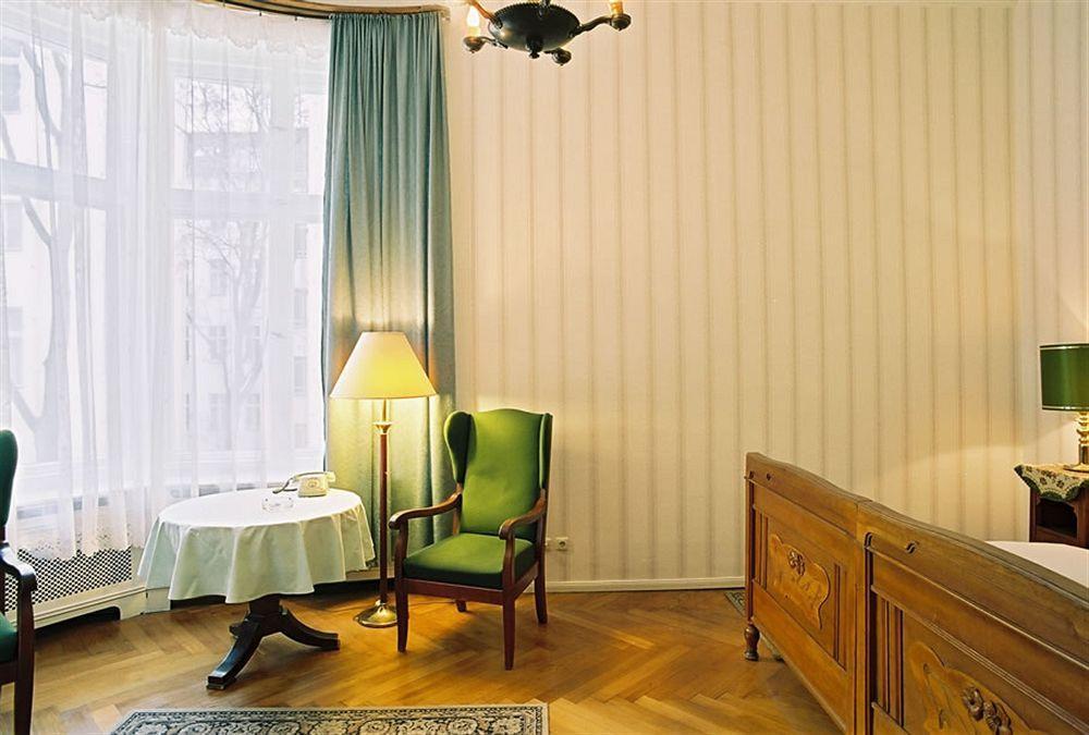 Hotell Hotel-pension Funk Am Kurfuerstendamm Berlin