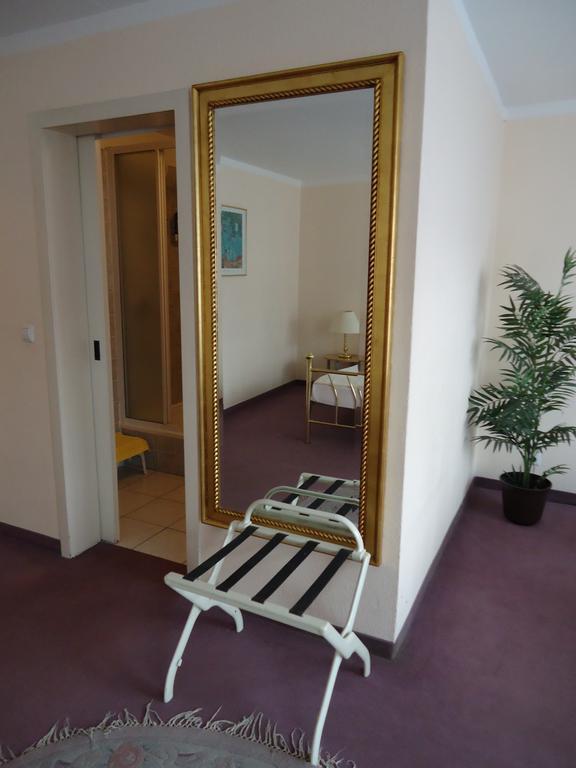 Hotell Hotel Kubrat Am Checkpoint Charlie