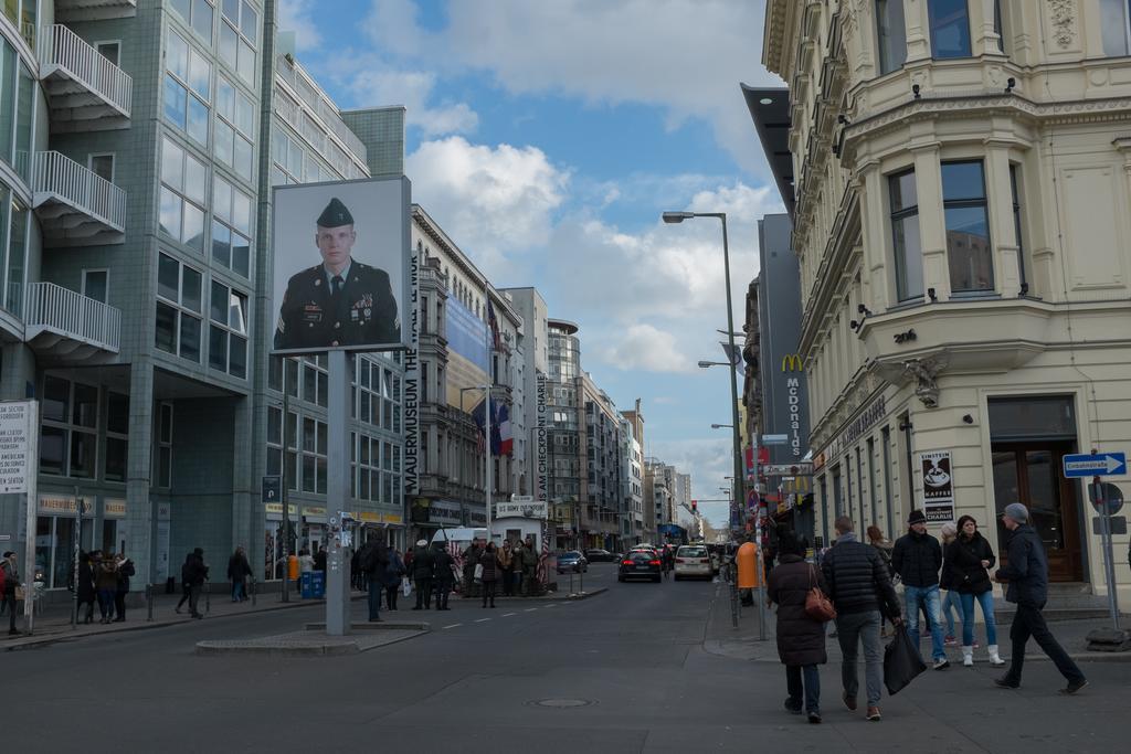 Hotell Mondrian Am Checkpoint Charlie