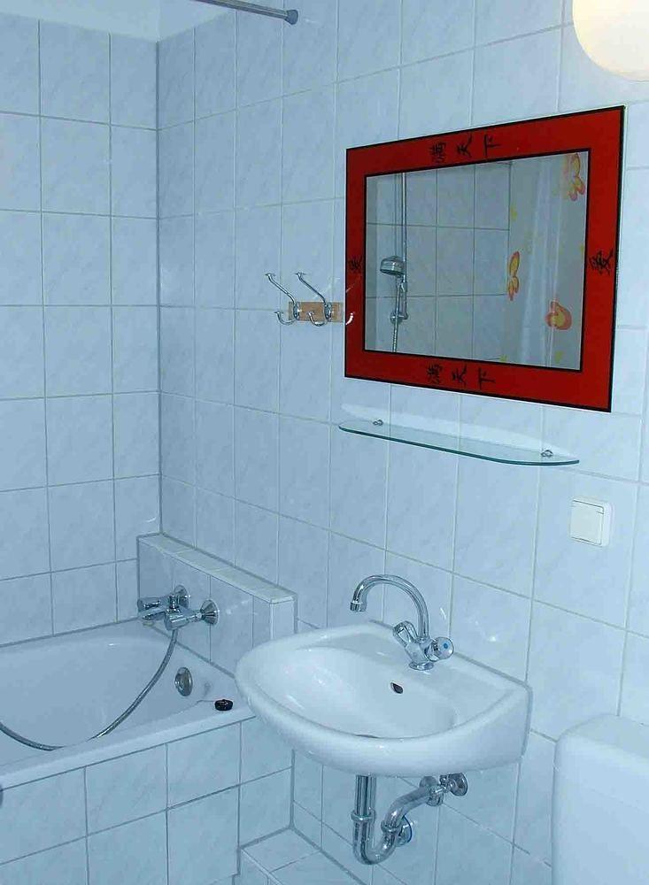 Apartment Park & Alex 2 Bathrooms 2 Kitchen 4