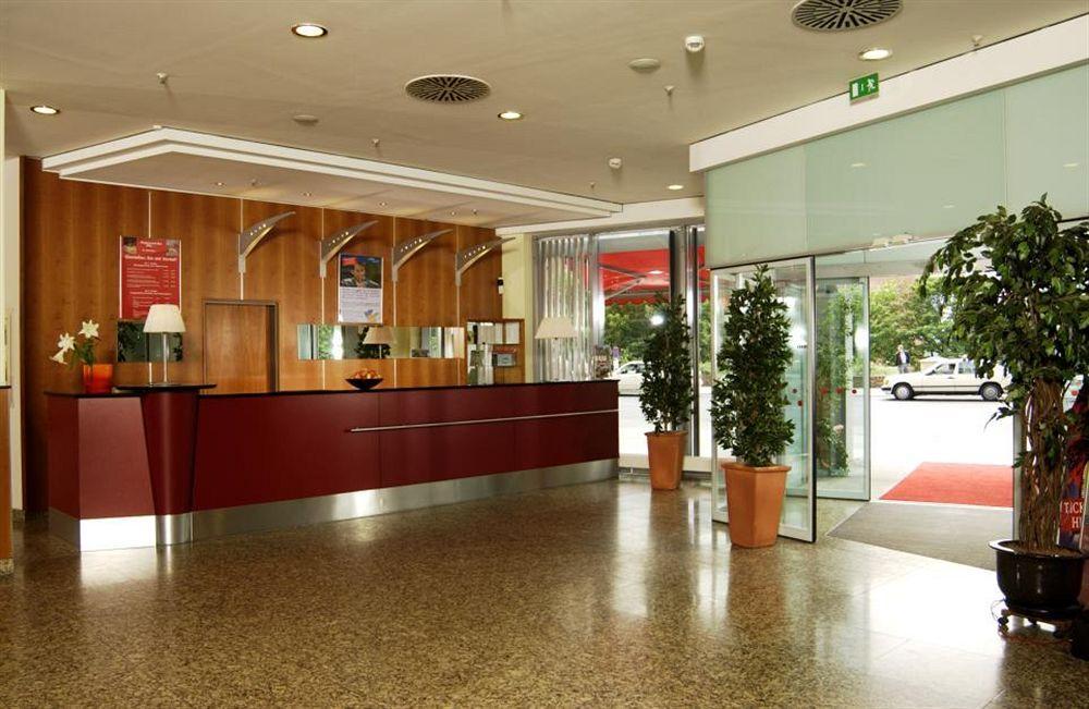 Intercityhotel Ostbahnhof Hotell 3*
