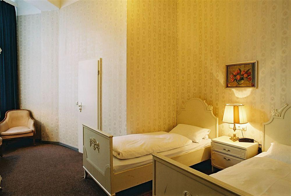 Hotel-pension Funk Am Kurfuerstendamm Hotell 3*