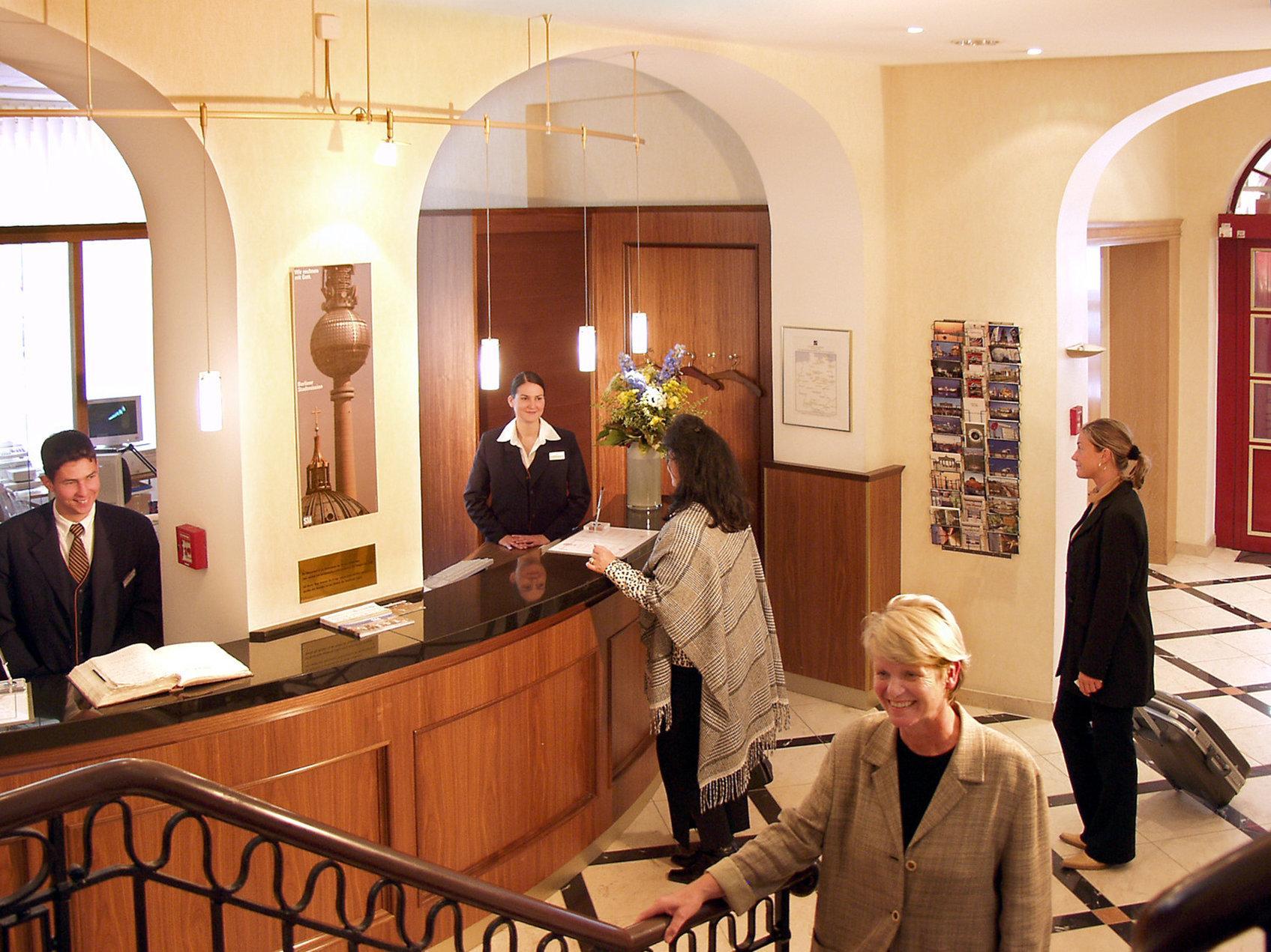 Albrechtshof Hotel 3*