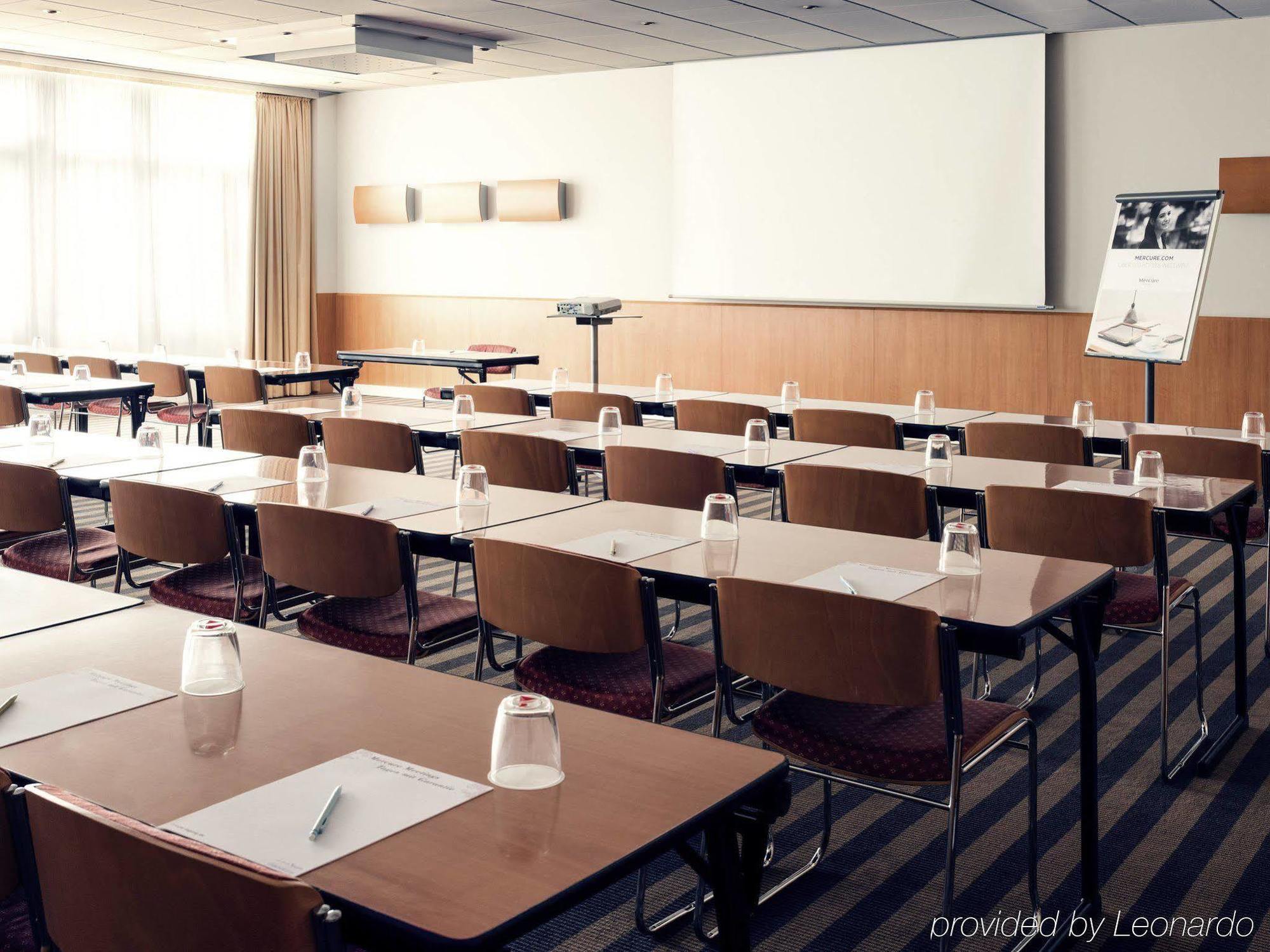 Mercure Airport Tegel Hotel 4*