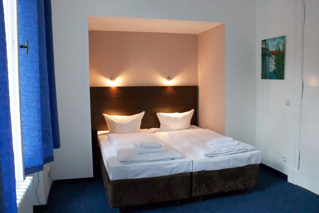 Arta Lenz Hotel 3*