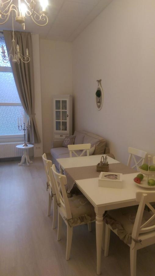 Apartment Romantic Style Mitte Berlin