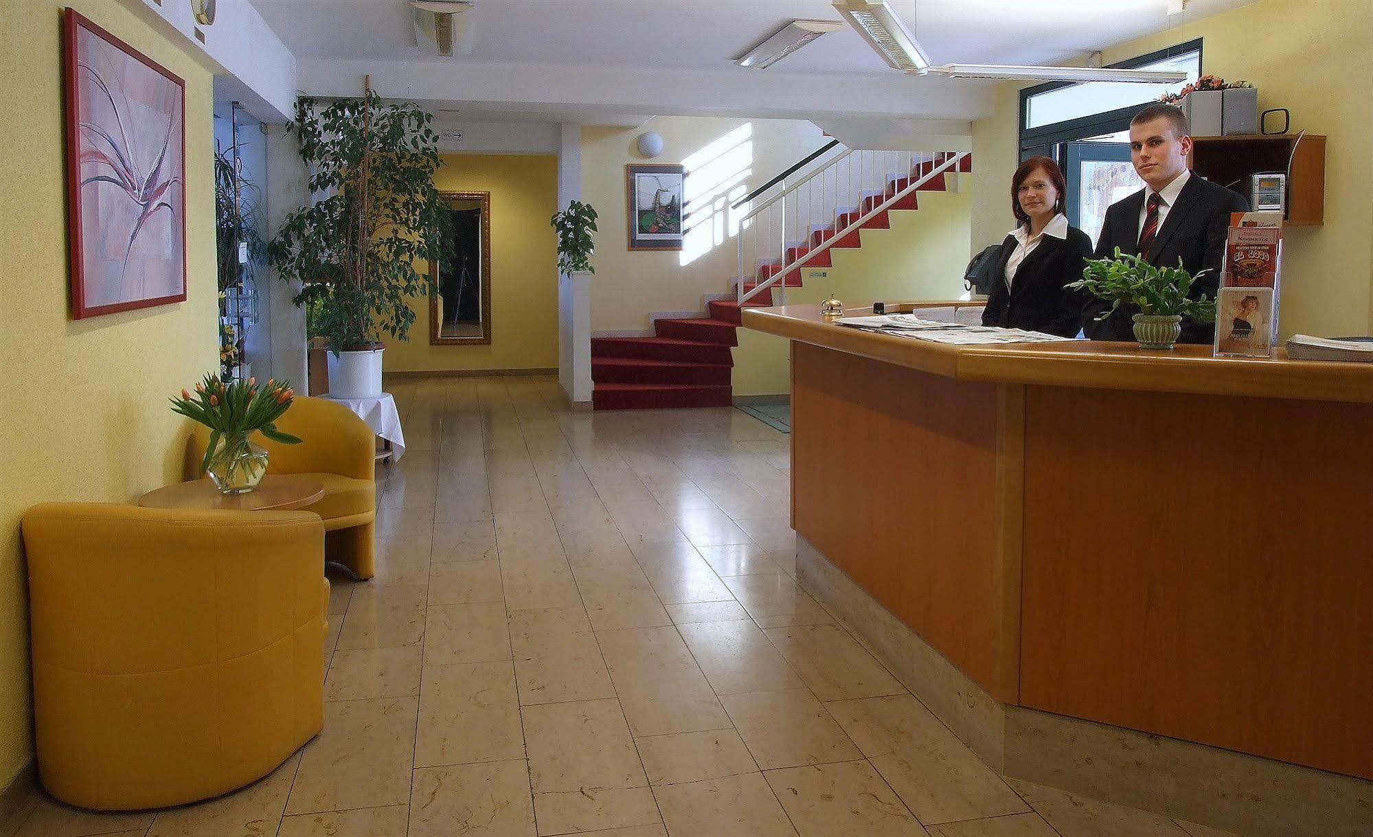 Kubrat An Der Spree Hotell