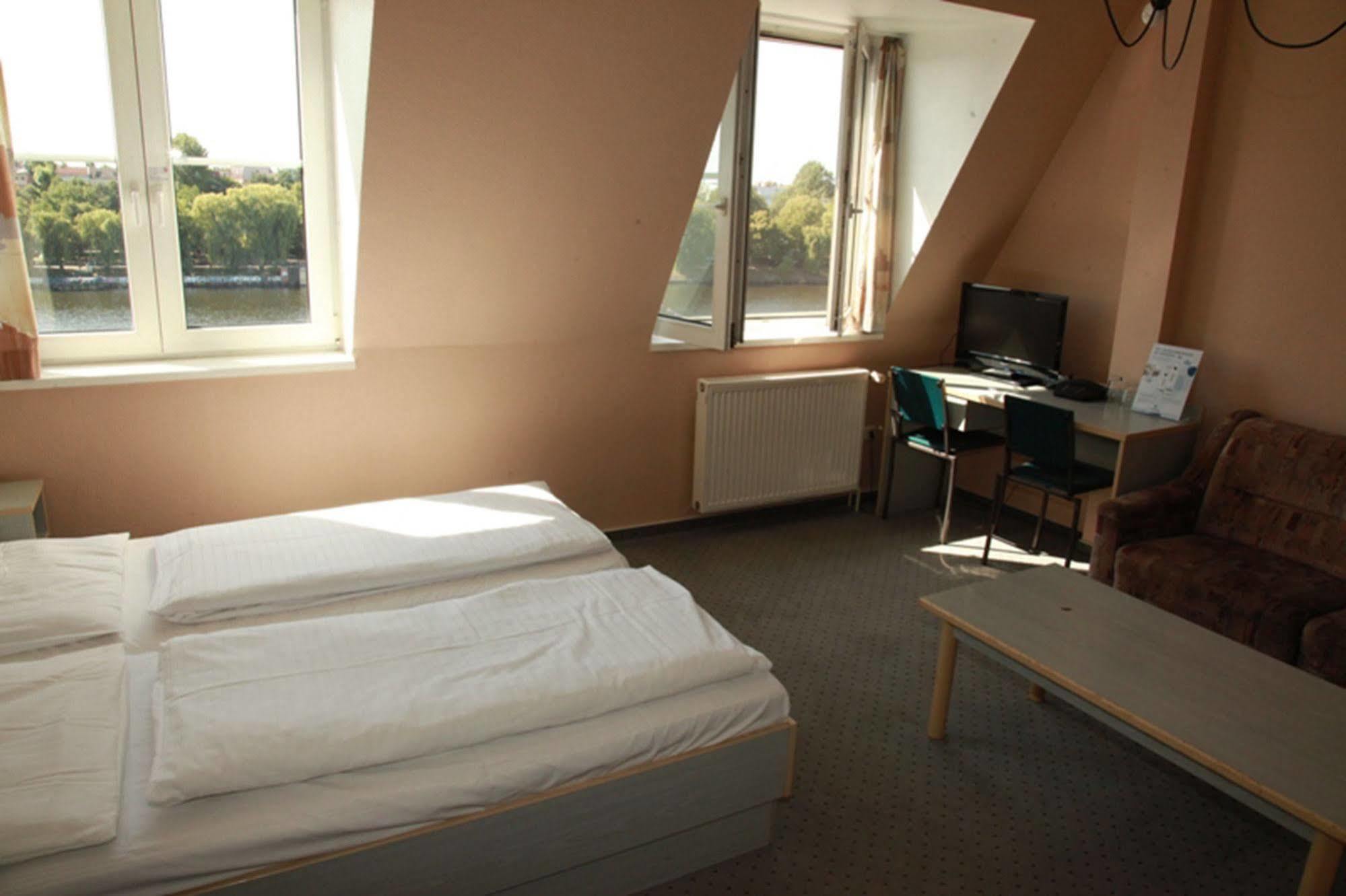 East Side Hotel Berlin