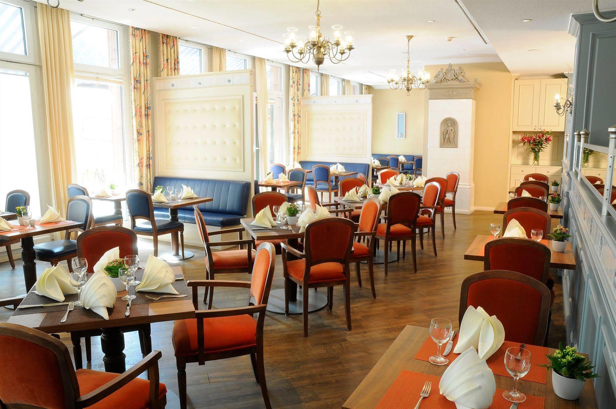 Upstalsboom Friedrichshain Hotell 4*
