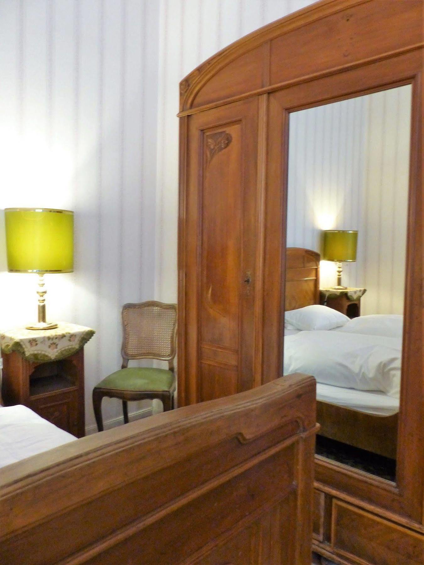 Hotell Hotel-pension Funk Am Kurfuerstendamm 3*